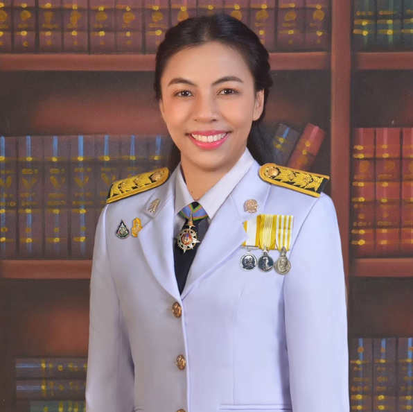 รูปถ่ายของ นางสาวนภสร บุญเสนา
