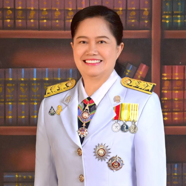 รูปถ่ายของ นางแพรพรรณ สมทรัพย์