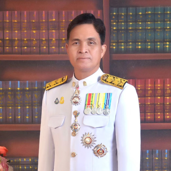 รูปถ่ายของ นายธนสิทธิ์ ธนสีลังกูร